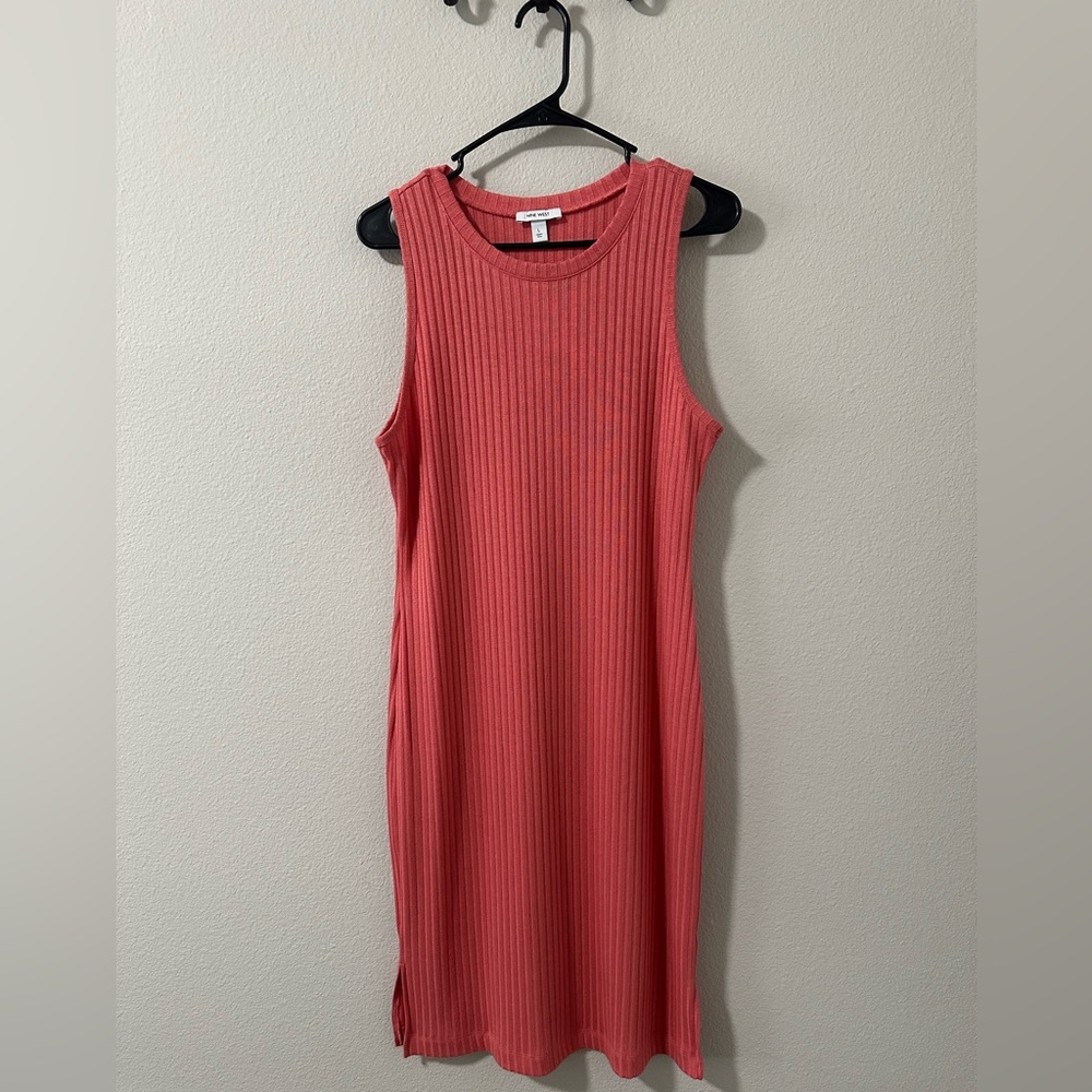 Nine West Sleeveless Ribbed Dress in Coral ~ size large